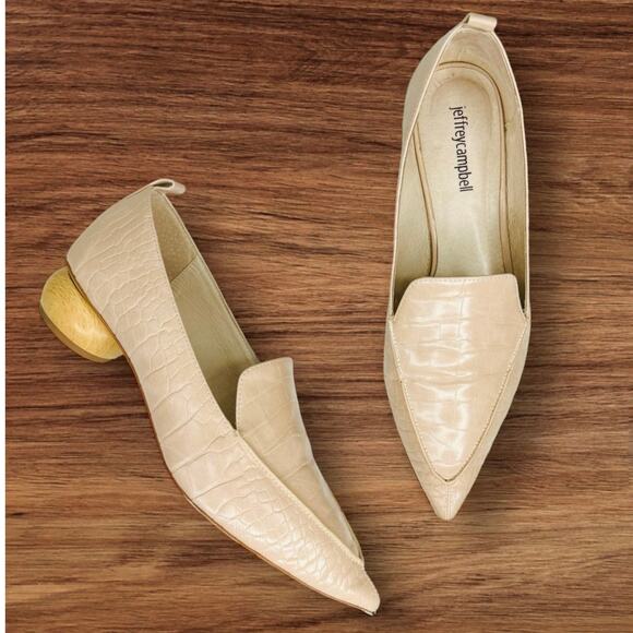 Jeffrey Campbell Vinny Pointed Toe Croc Embossed Leather Loafer in Nude Size 8M - Picture 1 of 13
